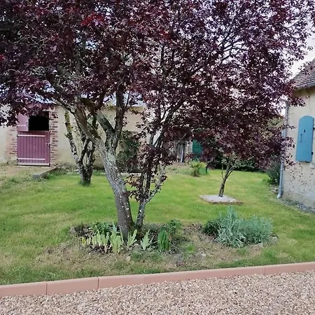A La Bonne Franquette Berceenne Au Calme De Sa Campagne Environnante Marigne-Laille